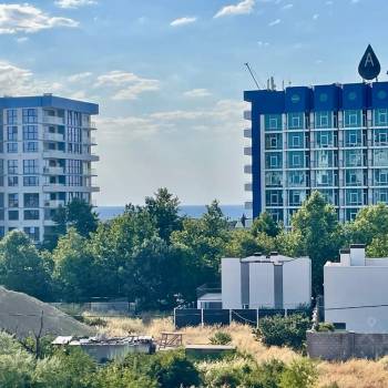 Продается 2-х комнатная квартира, 100 м²