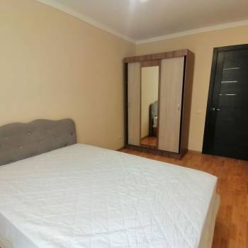 Сдается Многокомнатная квартира, 80 м²