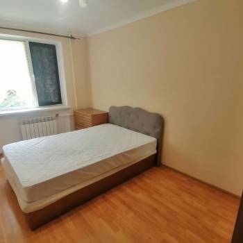 Сдается Многокомнатная квартира, 80 м²