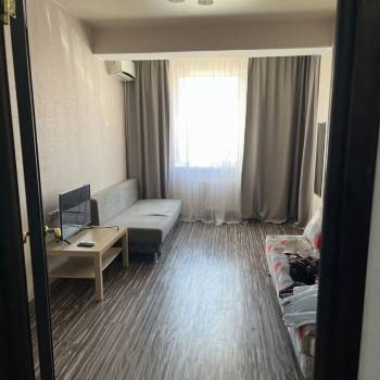 Сдается 1-комнатная квартира, 42 м²