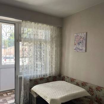 Сдается 1-комнатная квартира, 42 м²