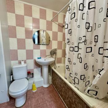 Сдается 1-комнатная квартира, 50 м²