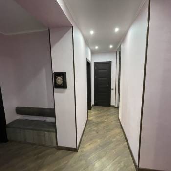 Сдается Многокомнатная квартира, 70 м²
