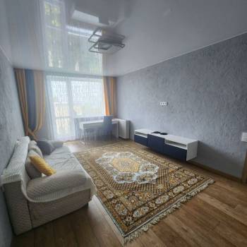 Сдается Многокомнатная квартира, 70 м²