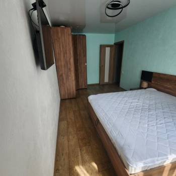Сдается Многокомнатная квартира, 70 м²