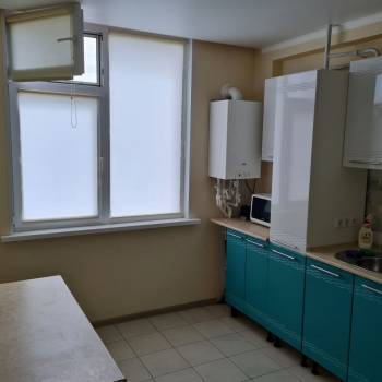 Сдается 1-комнатная квартира, 37 м²