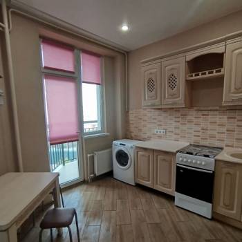 Сдается 1-комнатная квартира, 40 м²