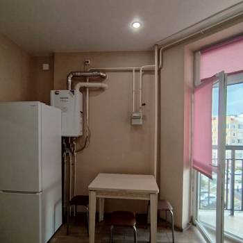 Сдается 1-комнатная квартира, 40 м²