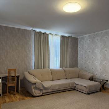 Сдается 2-х комнатная квартира, 100 м²