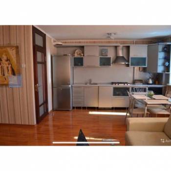 Сдается 1-комнатная квартира, 70 м²