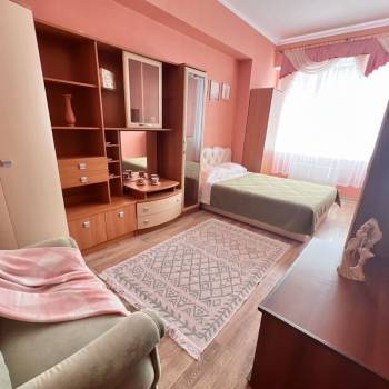 Сдается 1-комнатная квартира, 41 м²