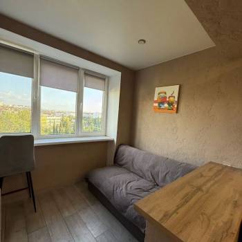 Продается 1-комнатная квартира, 36,5 м²