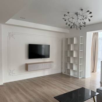 Сдается 2-х комнатная квартира, 102 м²