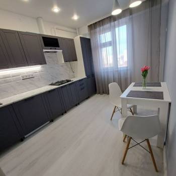 Сдается 1-комнатная квартира, 37 м²