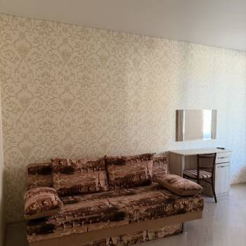 Сдается 1-комнатная квартира, 43 м²