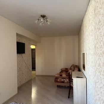 Сдается 1-комнатная квартира, 43 м²