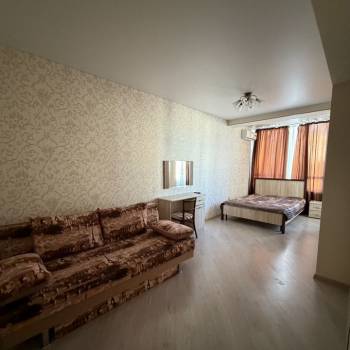 Сдается 1-комнатная квартира, 43 м²