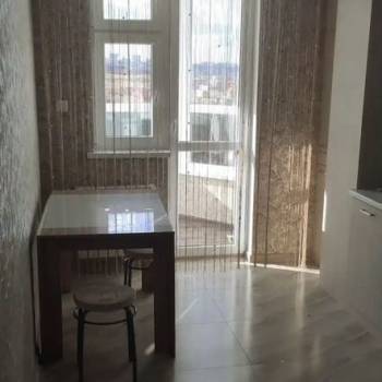 Сдается 1-комнатная квартира, 39 м²