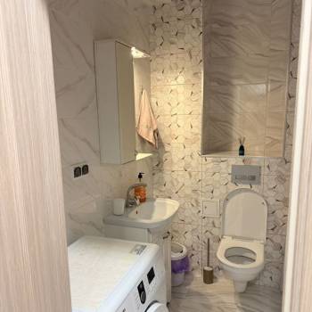 Сдается 1-комнатная квартира, 39 м²