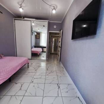 Продается 1-комнатная квартира, 37 м²