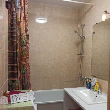 Сдается 2-х комнатная квартира, 75 м²