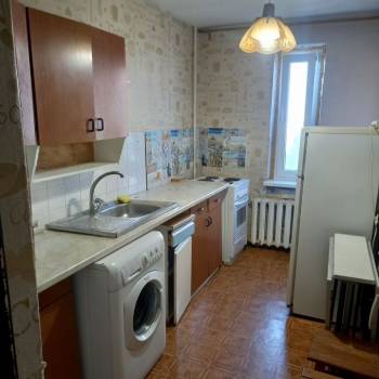 Сдается Многокомнатная квартира, 56 м²