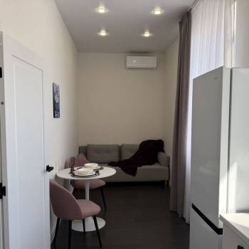 Продается 1-комнатная квартира, 40 м²