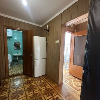 Продается 1-комнатная квартира, 37 м²