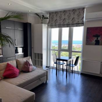 Продается 1-комнатная квартира, 56,1 м²
