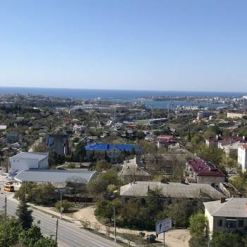 Сдается 1-комнатная квартира, 65 м²