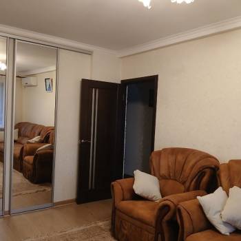 Сдается Многокомнатная квартира, 63 м²