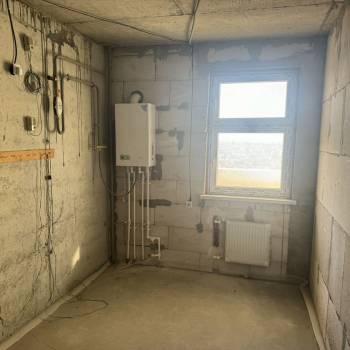 Продается 1-комнатная квартира, 38 м²