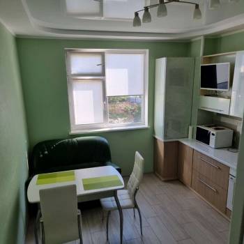 Сдается 1-комнатная квартира, 45 м²