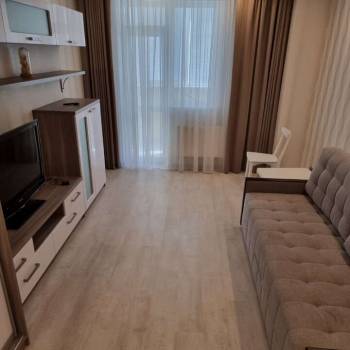 Сдается 1-комнатная квартира, 45 м²