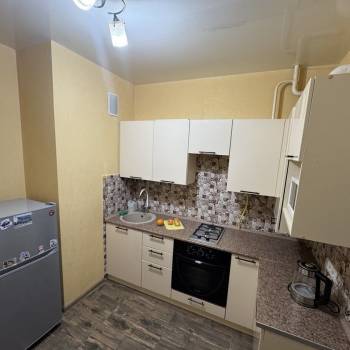 Сдается 1-комнатная квартира, 38 м²