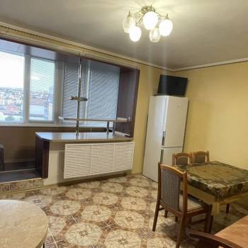 Сдается 2-х комнатная квартира, 75 м²