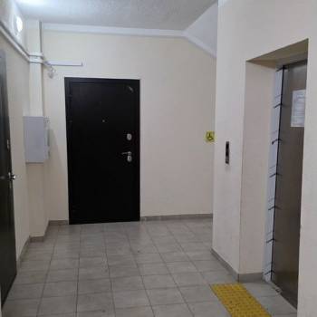 Продается 1-комнатная квартира, 35 м²