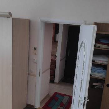 Продается 1-комнатная квартира, 35 м²