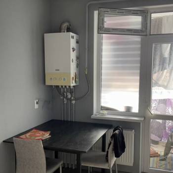 Продается 1-комнатная квартира, 45 м²