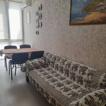 Сдается 1-комнатная квартира, 42 м²