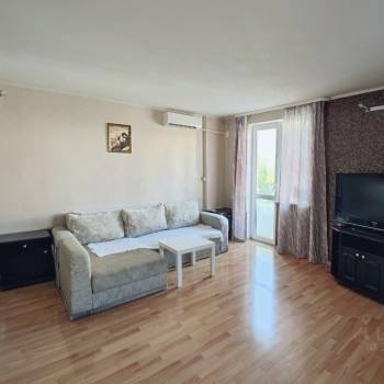 Продается 1-комнатная квартира, 41,9 м²