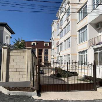 Продается 1-комнатная квартира, 51 м²