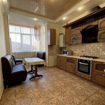 Продается 1-комнатная квартира, 51 м²