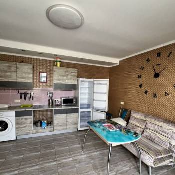 Сдается 1-комнатная квартира, 50 м²