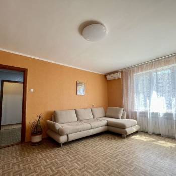 Продается 1-комнатная квартира, 40,3 м²