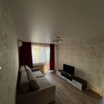 Сдается 2-х комнатная квартира, 42 м²