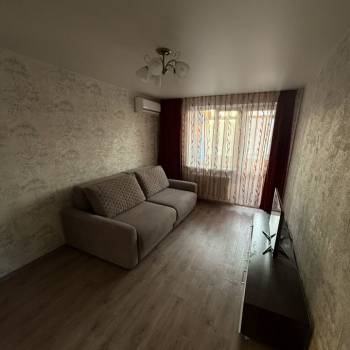 Сдается 2-х комнатная квартира, 42 м²