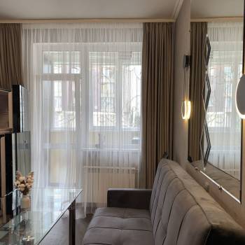 Сдается 1-комнатная квартира, 64 м²