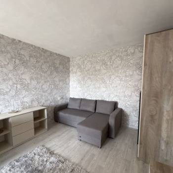 Продается 1-комнатная квартира, 36 м²
