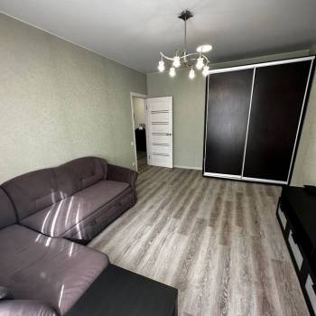Сдается 2-х комнатная квартира, 58 м²